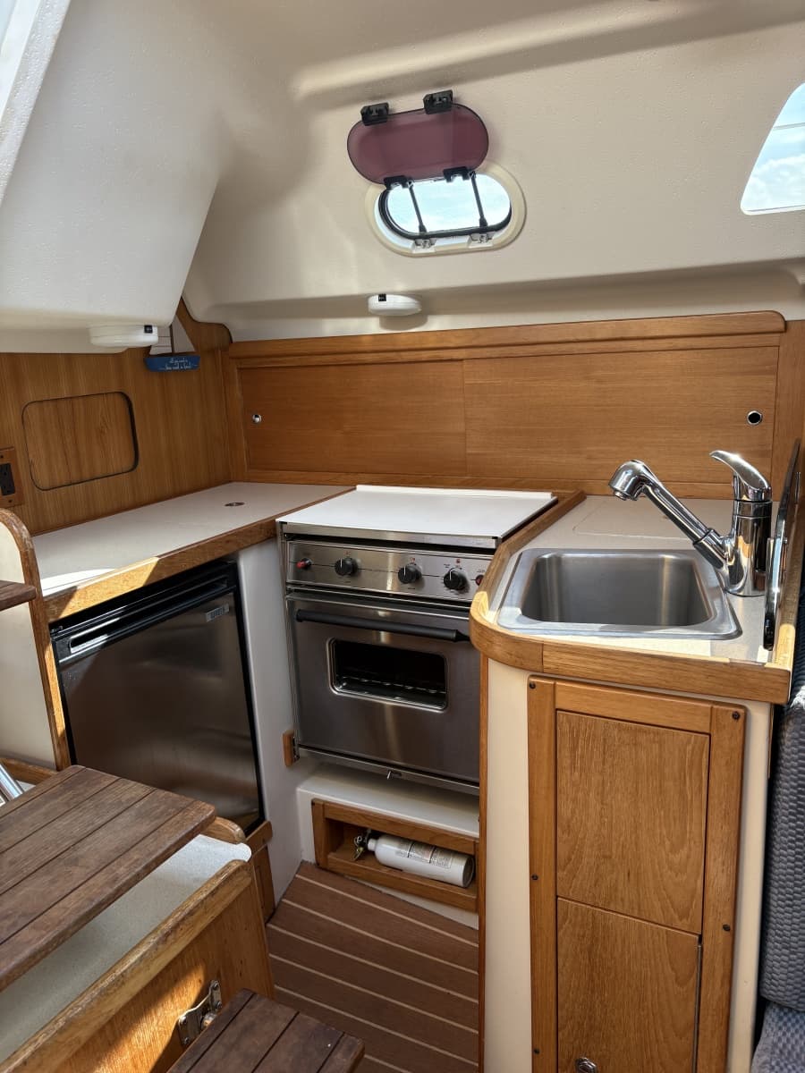 2006 Catalina 309 - Photo 16