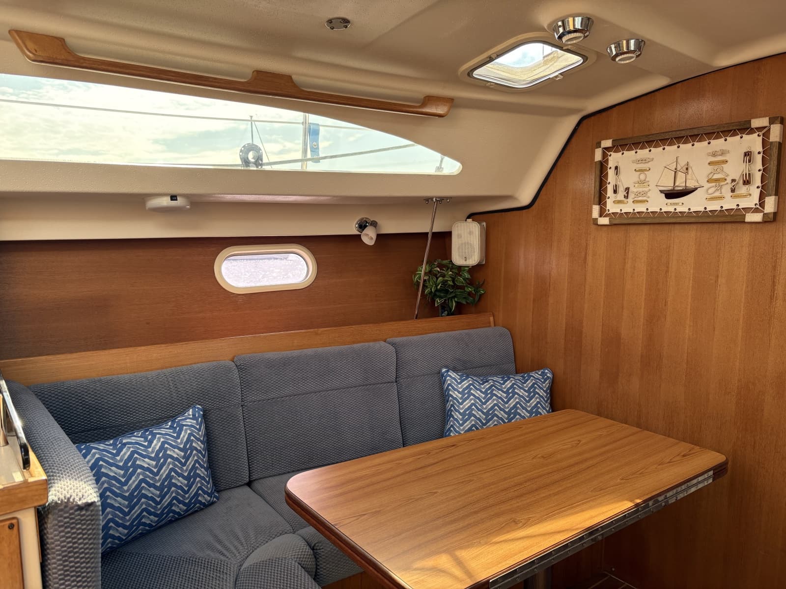 2006 Catalina 309 - Photo 22