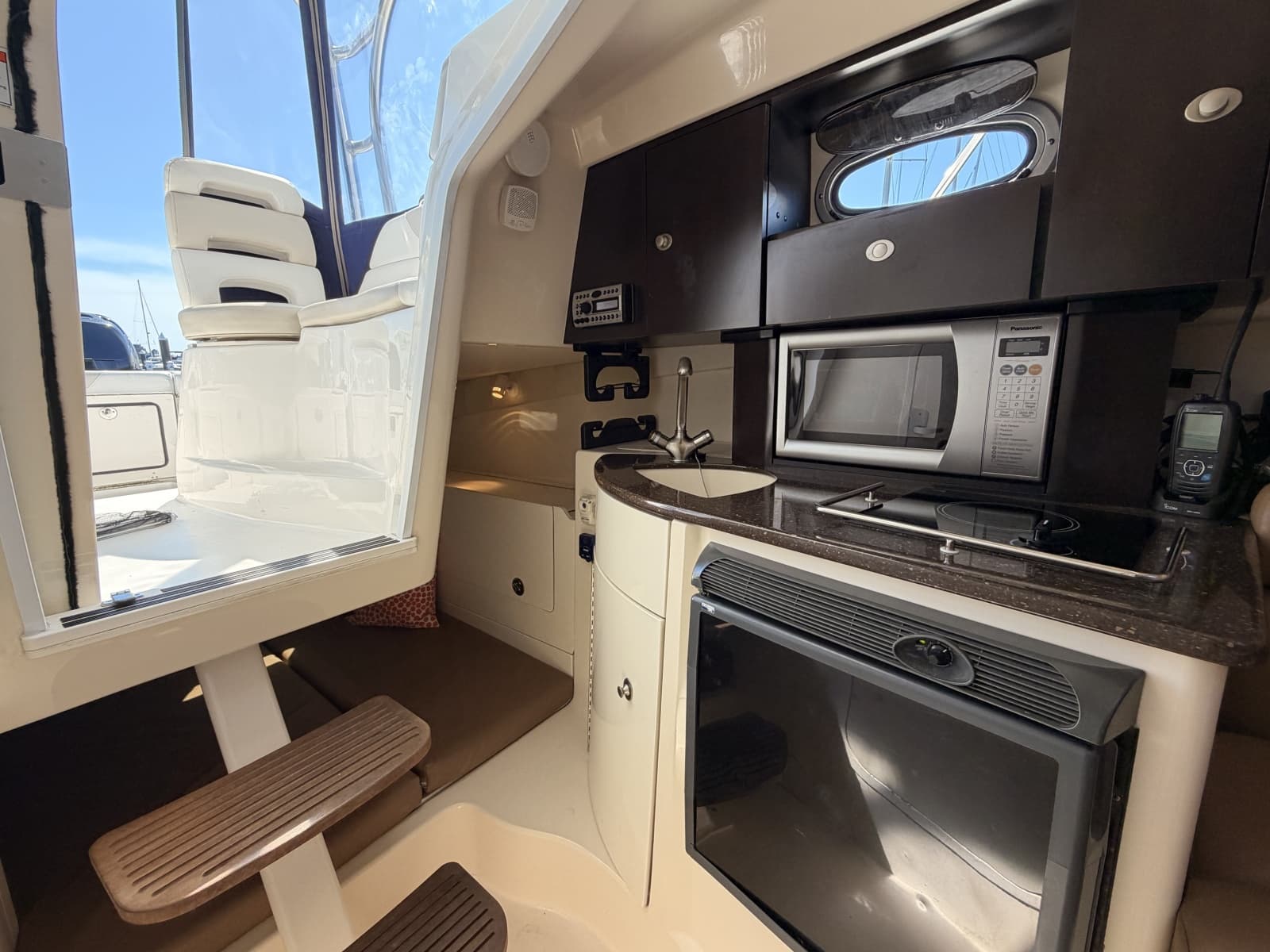 2006 Boston Whaler 285 Conquest - Photo 24