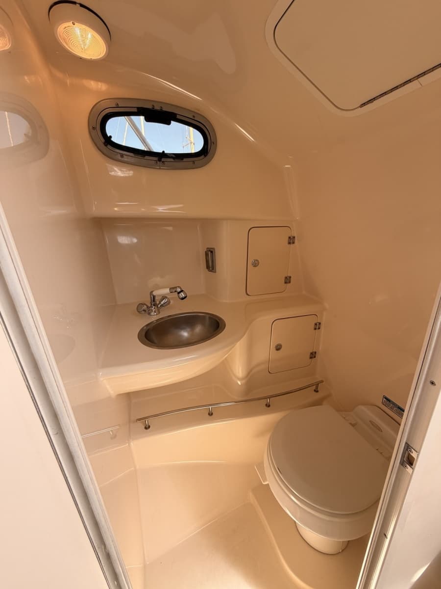 2006 Boston Whaler 285 Conquest - Photo 28
