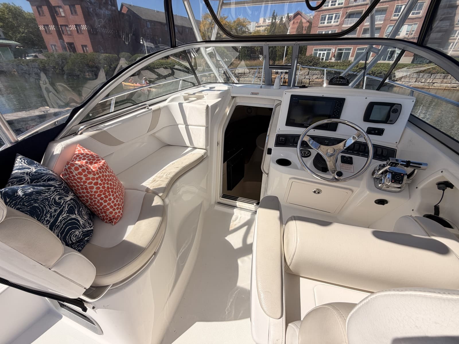 2006 Boston Whaler 285 Conquest - Photo 12