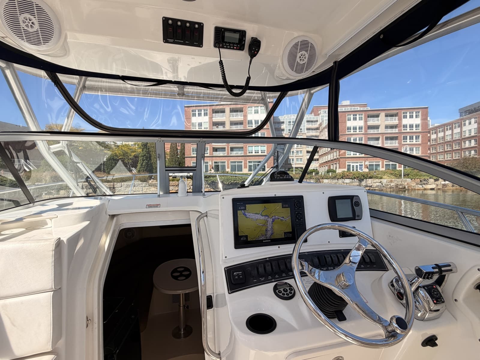 2006 Boston Whaler 285 Conquest - Photo 14