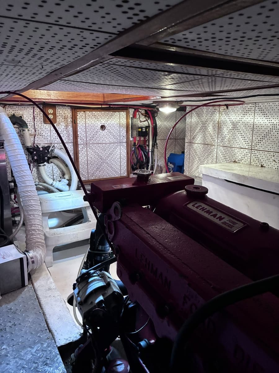 1979 Ocean Alexander 40 Double Cabin - Photo 47