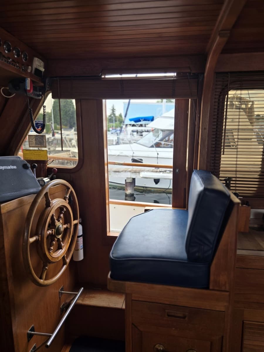 1979 Ocean Alexander 40 Double Cabin - Photo 18