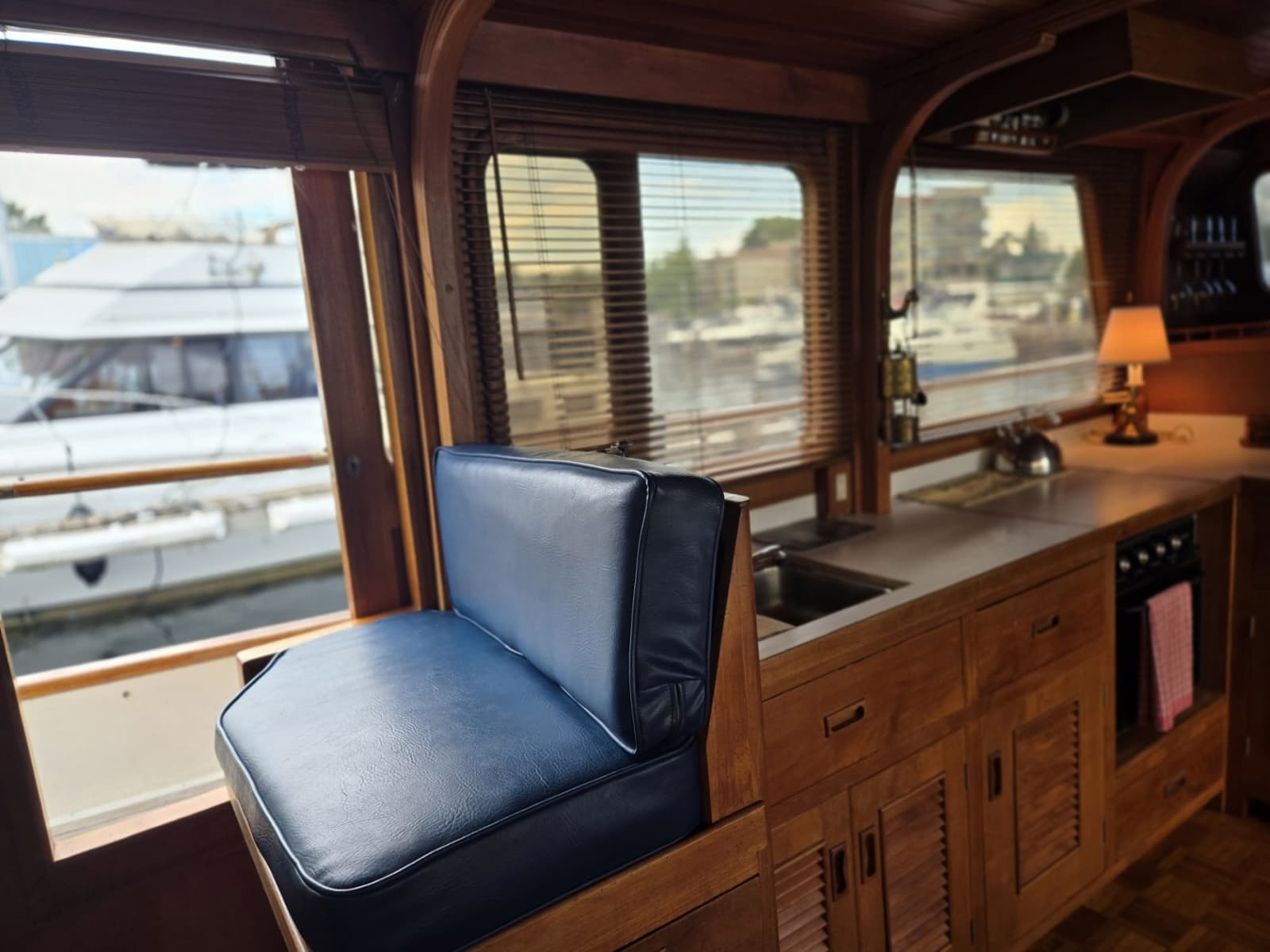 1979 Ocean Alexander 40 Double Cabin - Photo 24