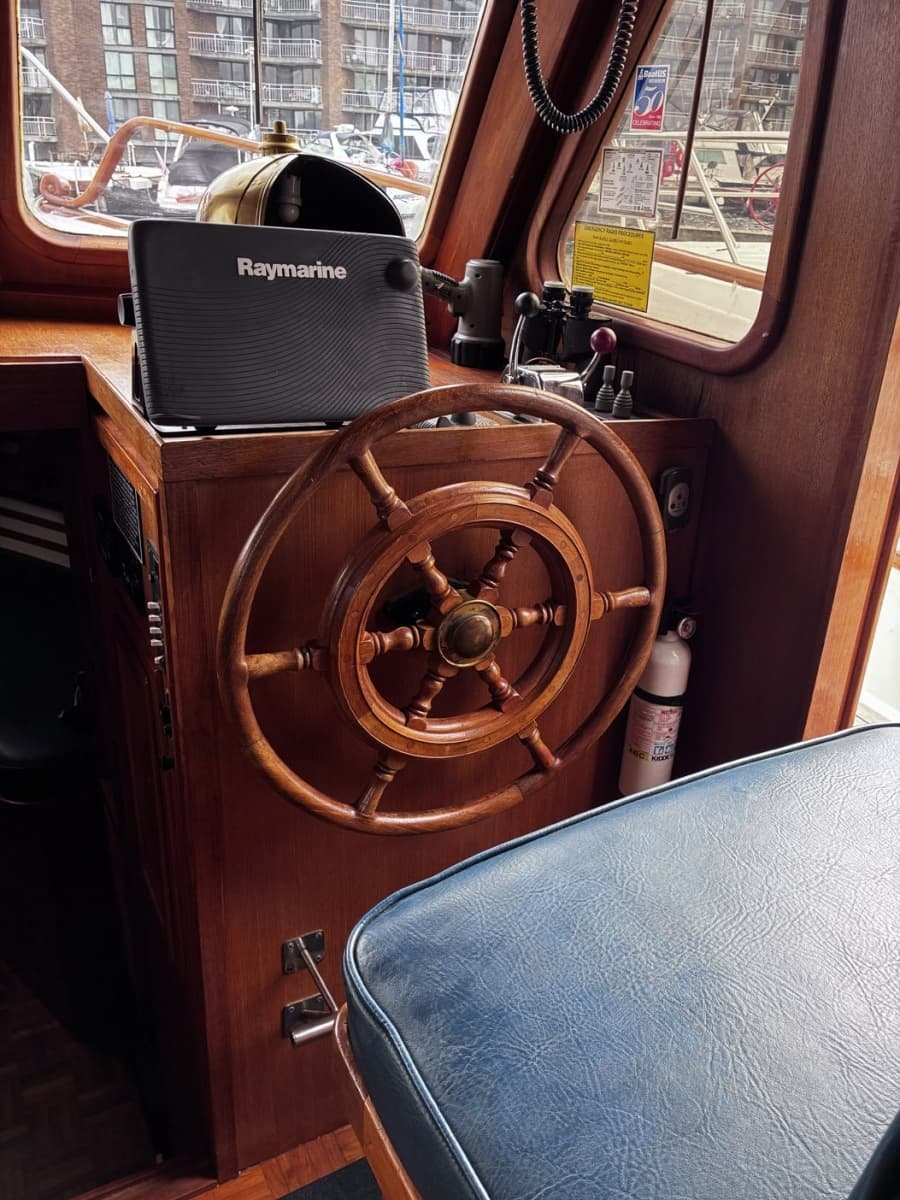 1979 Ocean Alexander 40 Double Cabin - Photo 19