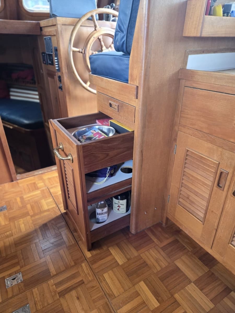 1979 Ocean Alexander 40 Double Cabin - Photo 27