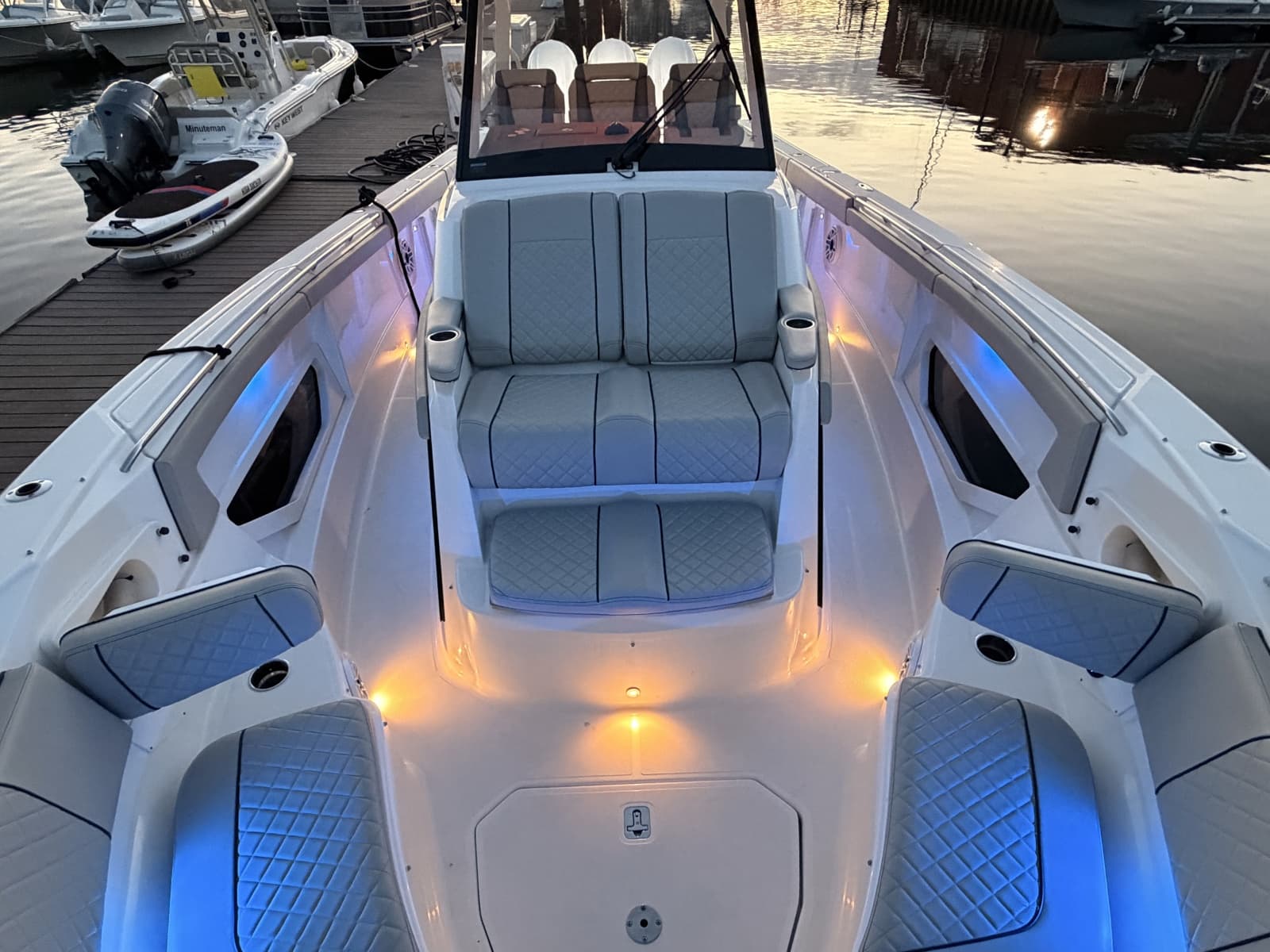 2022 Pursuit S378 - Photo 9