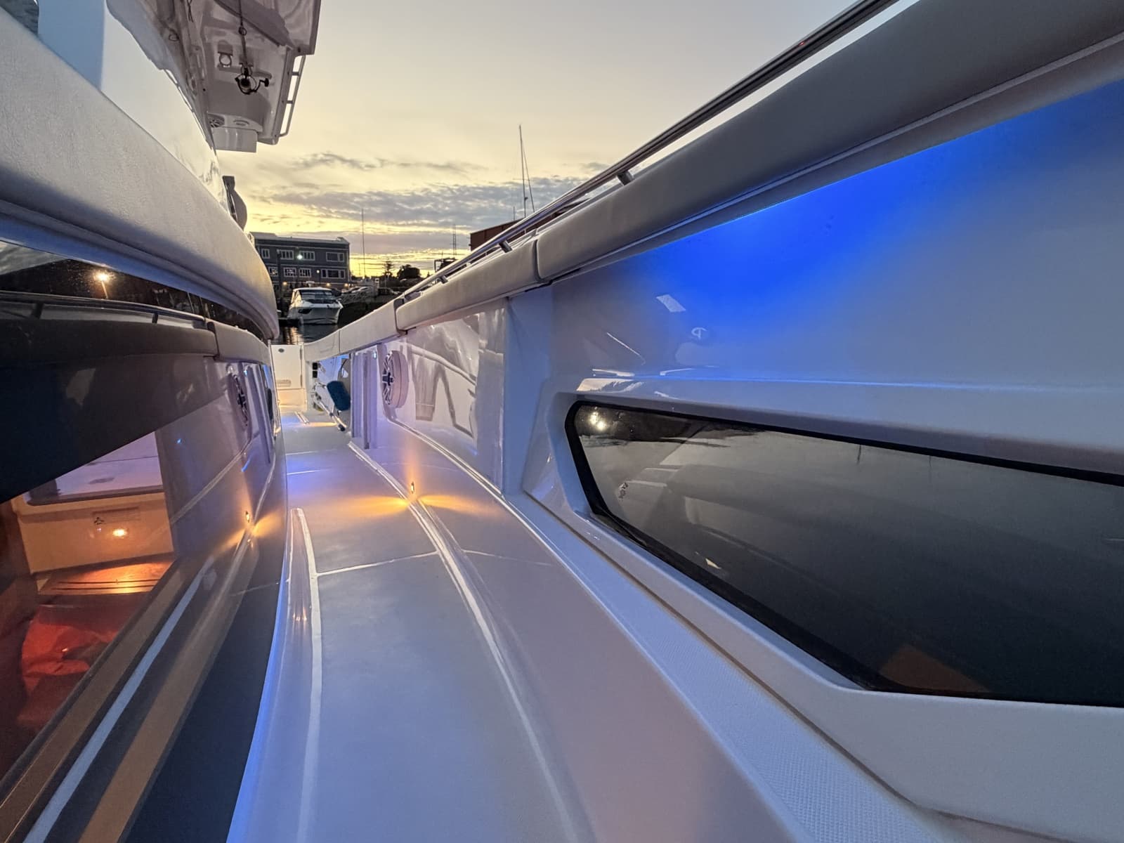 2022 Pursuit S378 - Photo 15