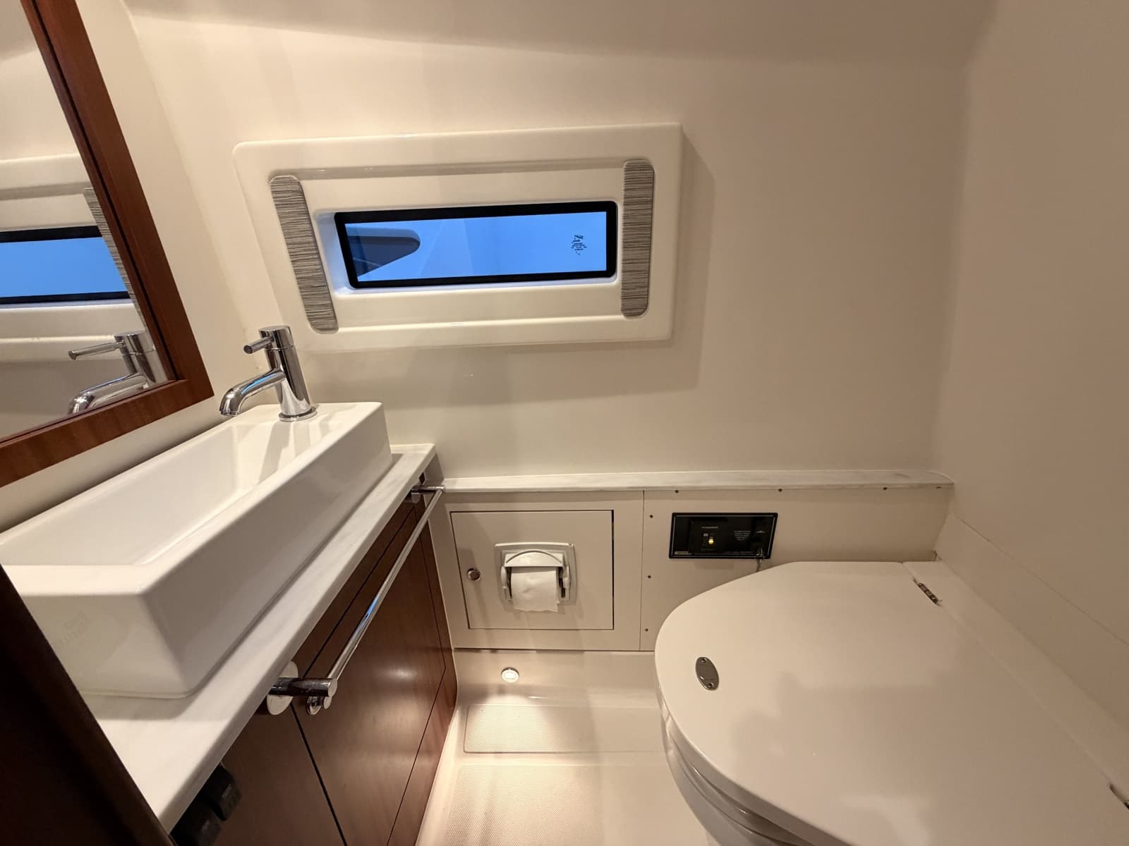 2022 Pursuit S378 - Photo 44