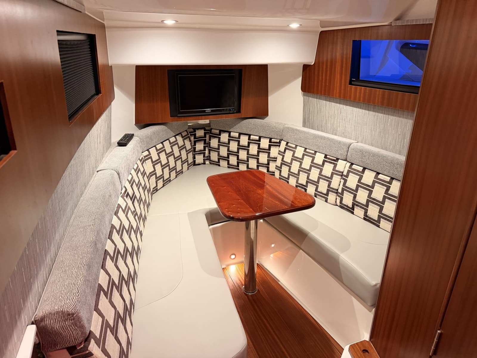 2022 Pursuit S378 - Photo 47