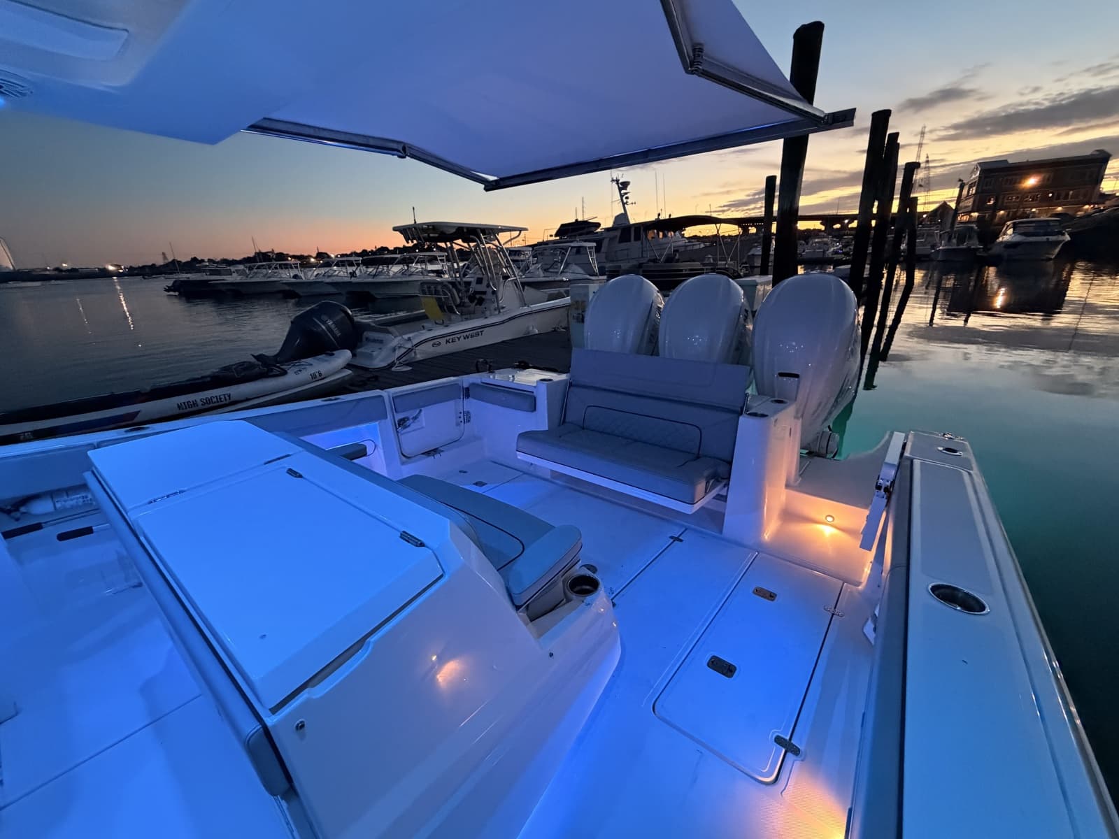 2022 Pursuit S378 - Photo 33