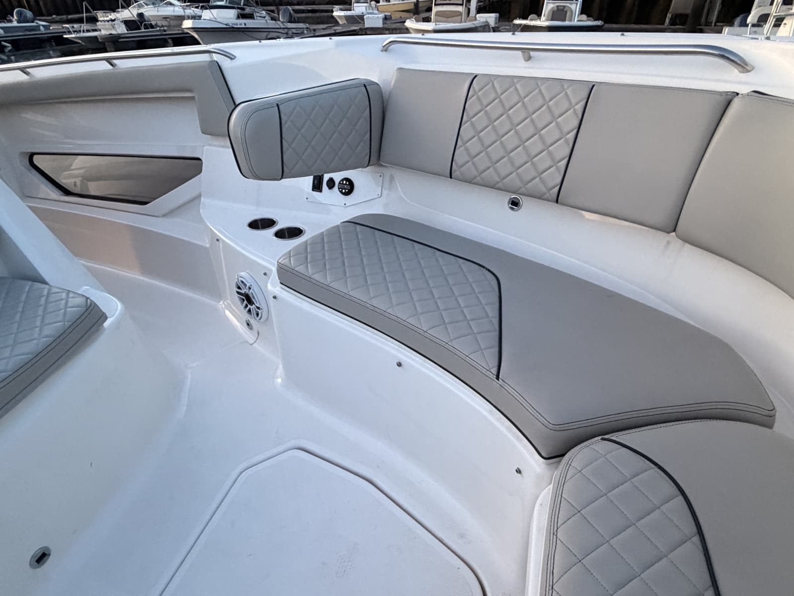 2022 Pursuit S378 - Photo 14