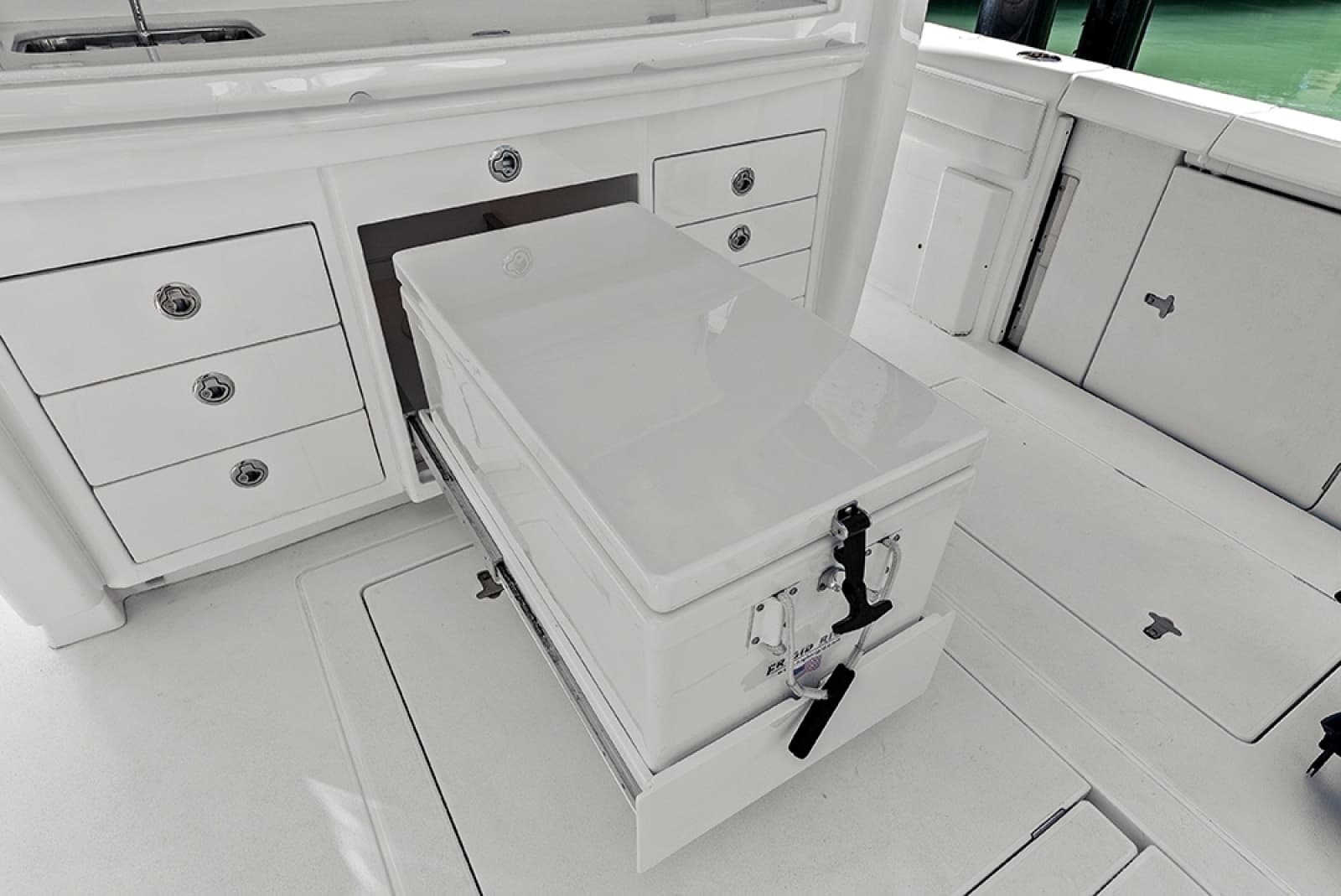 2022 Intrepid 427 Nomad FE - Photo 23