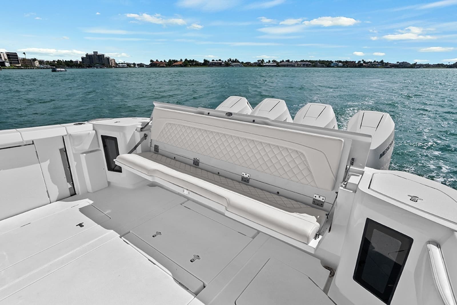 2022 Intrepid 427 Nomad FE - Photo 8