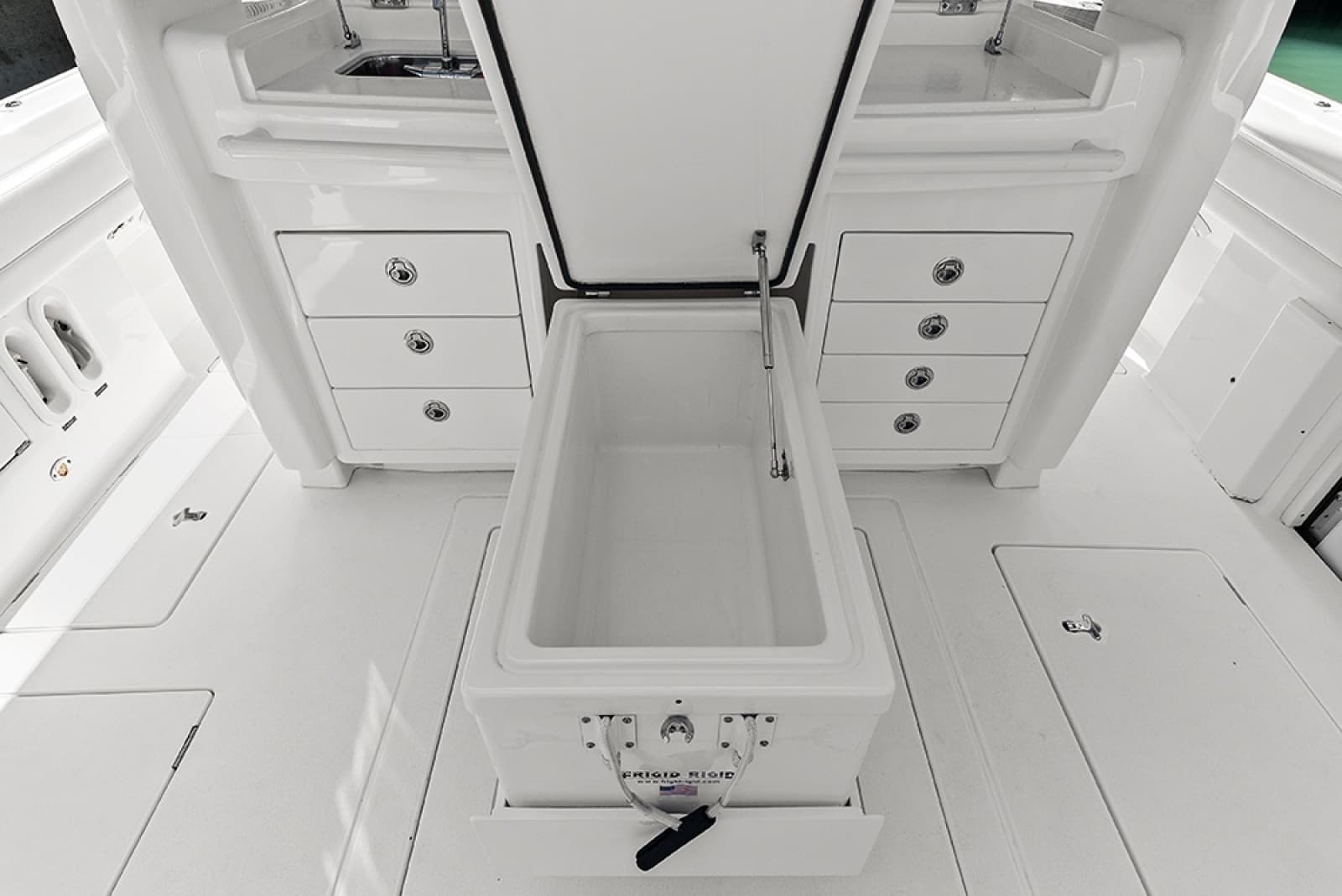 2022 Intrepid 427 Nomad FE - Photo 22