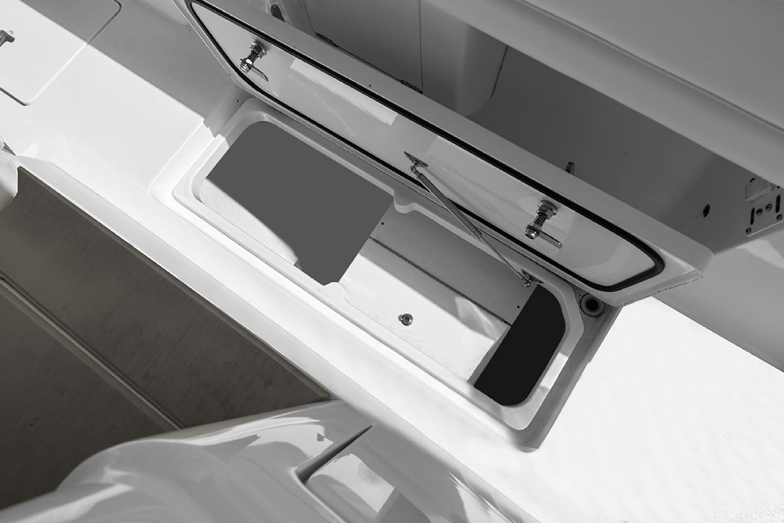 2022 Intrepid 427 Nomad FE - Photo 29