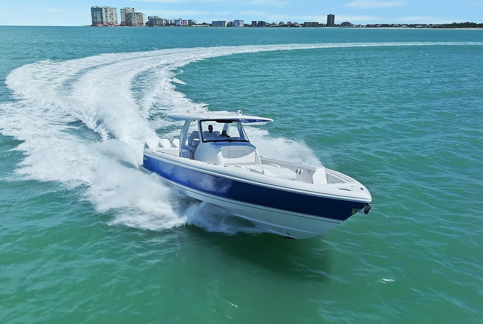 2022 Intrepid 427 Nomad FE - Photo 4
