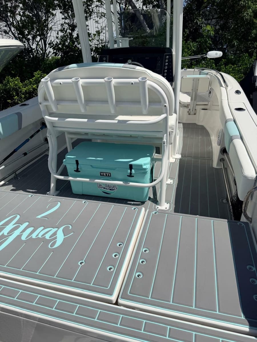 2023 Robalo R230 - Photo 15