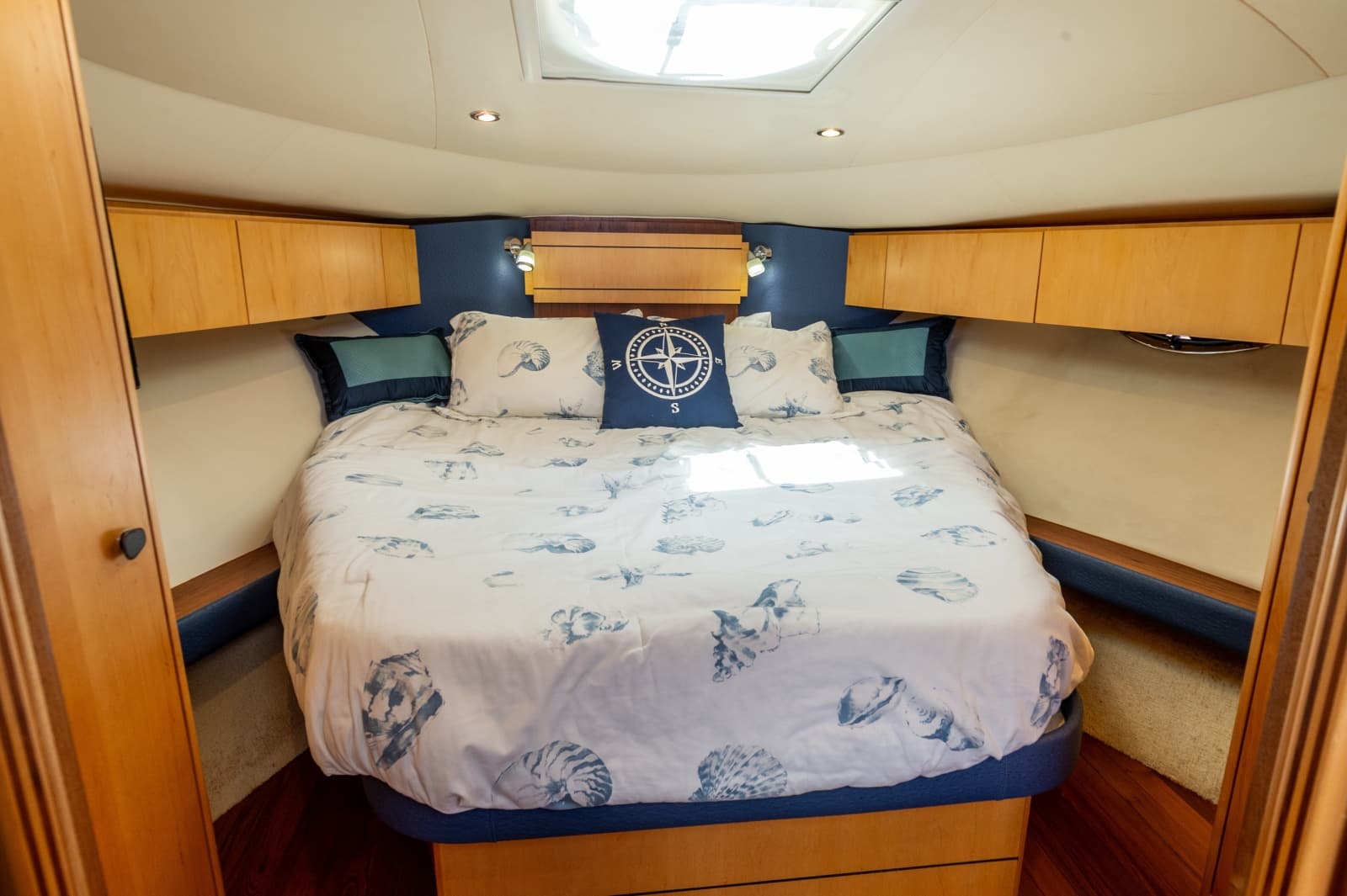 2013 Tiara Yachts 3600 Coronet - Photo 17