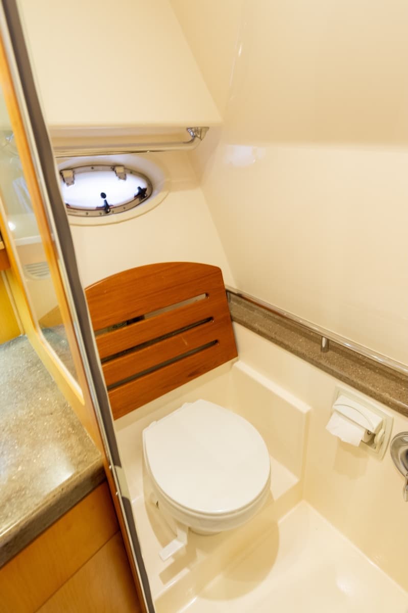 2013 Tiara Yachts 3600 Coronet - Photo 20