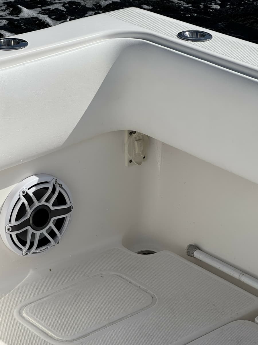2013 Invincible 36 Open Fisherman - Photo 10