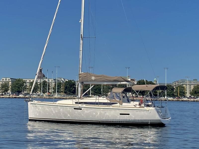 2015 Jeanneau 379 - Photo 2