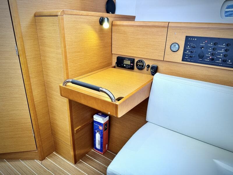 2015 Jeanneau 379 - Photo 46