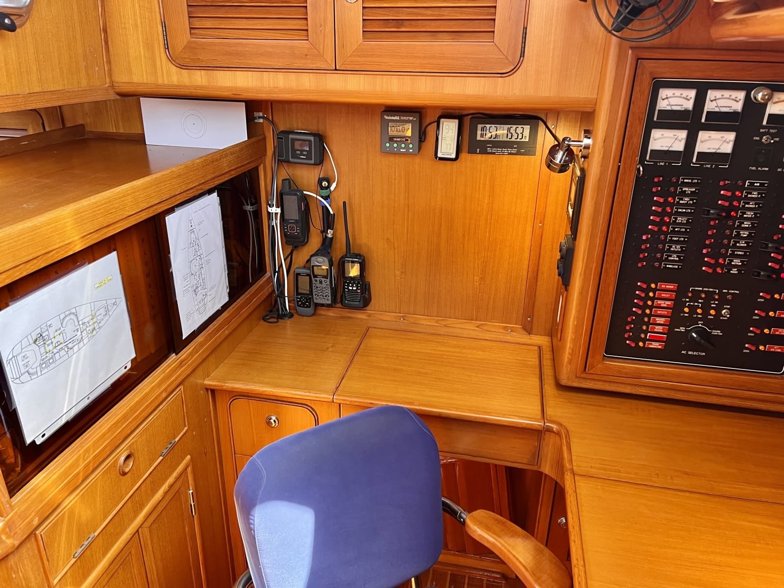 2001 Hylas 54 RS - Photo 28