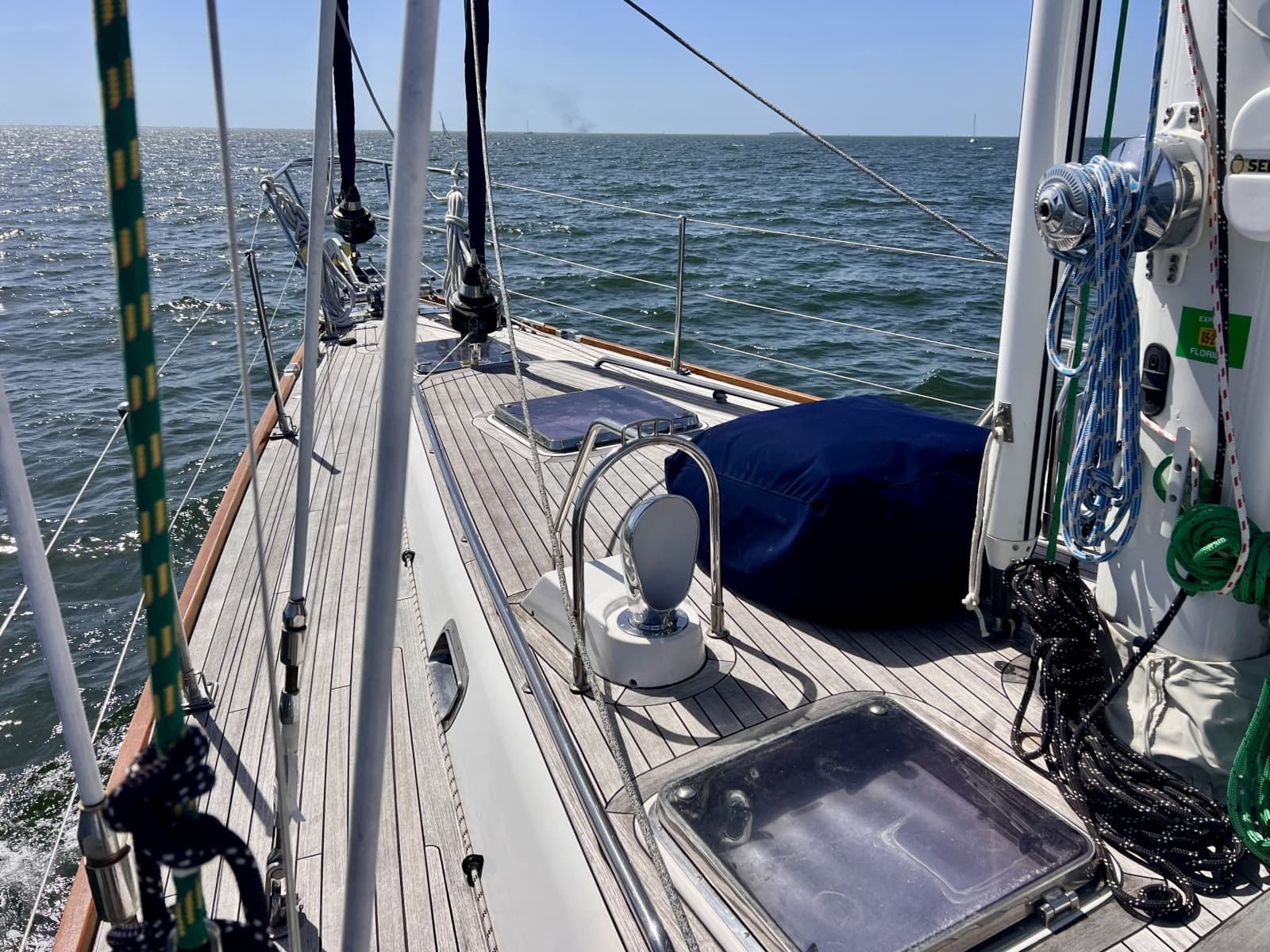2001 Hylas 54 RS - Photo 8