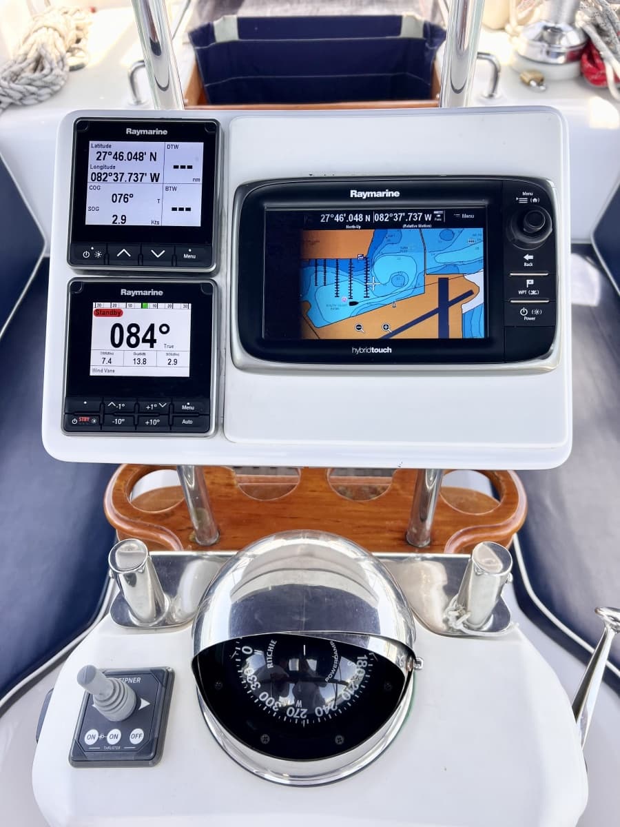 2001 Hylas 54 RS - Photo 13