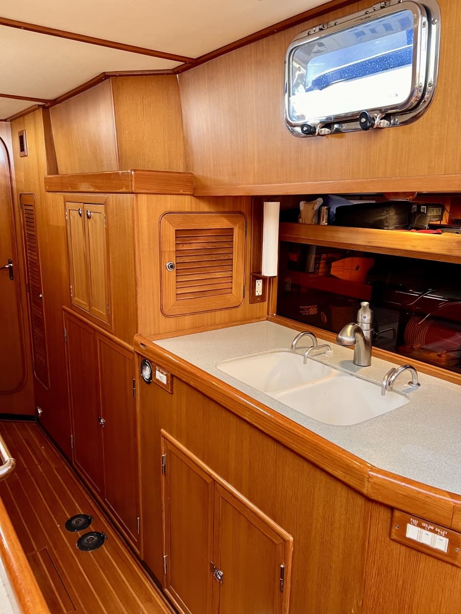 2001 Hylas 54 RS - Photo 21