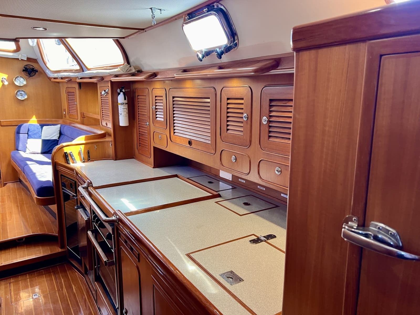 2001 Hylas 54 RS - Photo 24