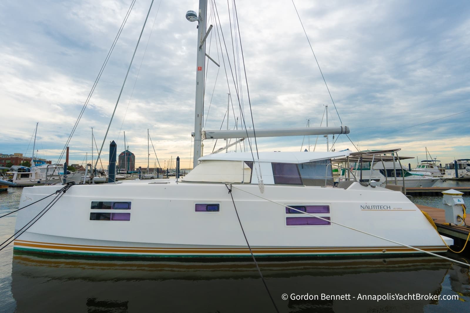 2019 Nautitech 40 Open - Photo 2
