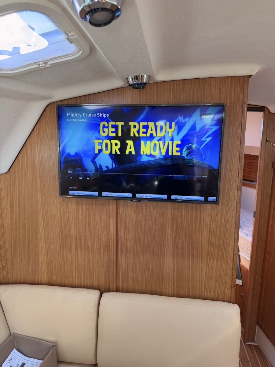 2015 Catalina 315 - Photo 19