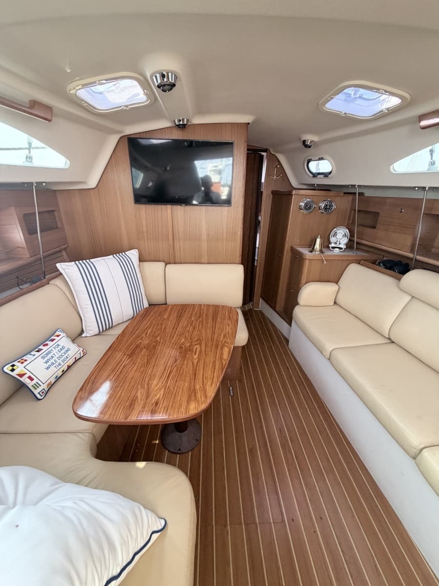 2015 Catalina 315 - Photo 30
