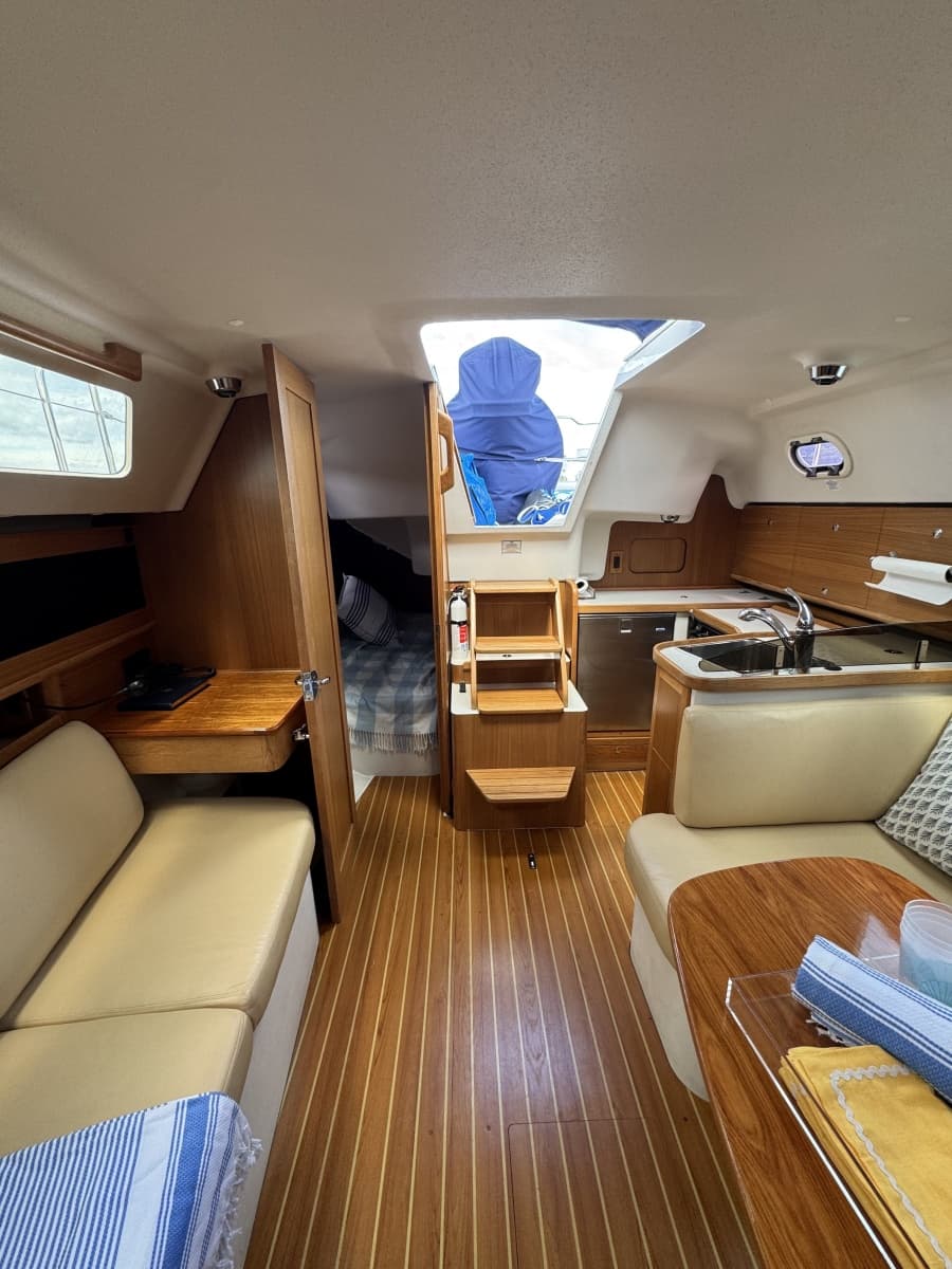 2015 Catalina 315 - Photo 13