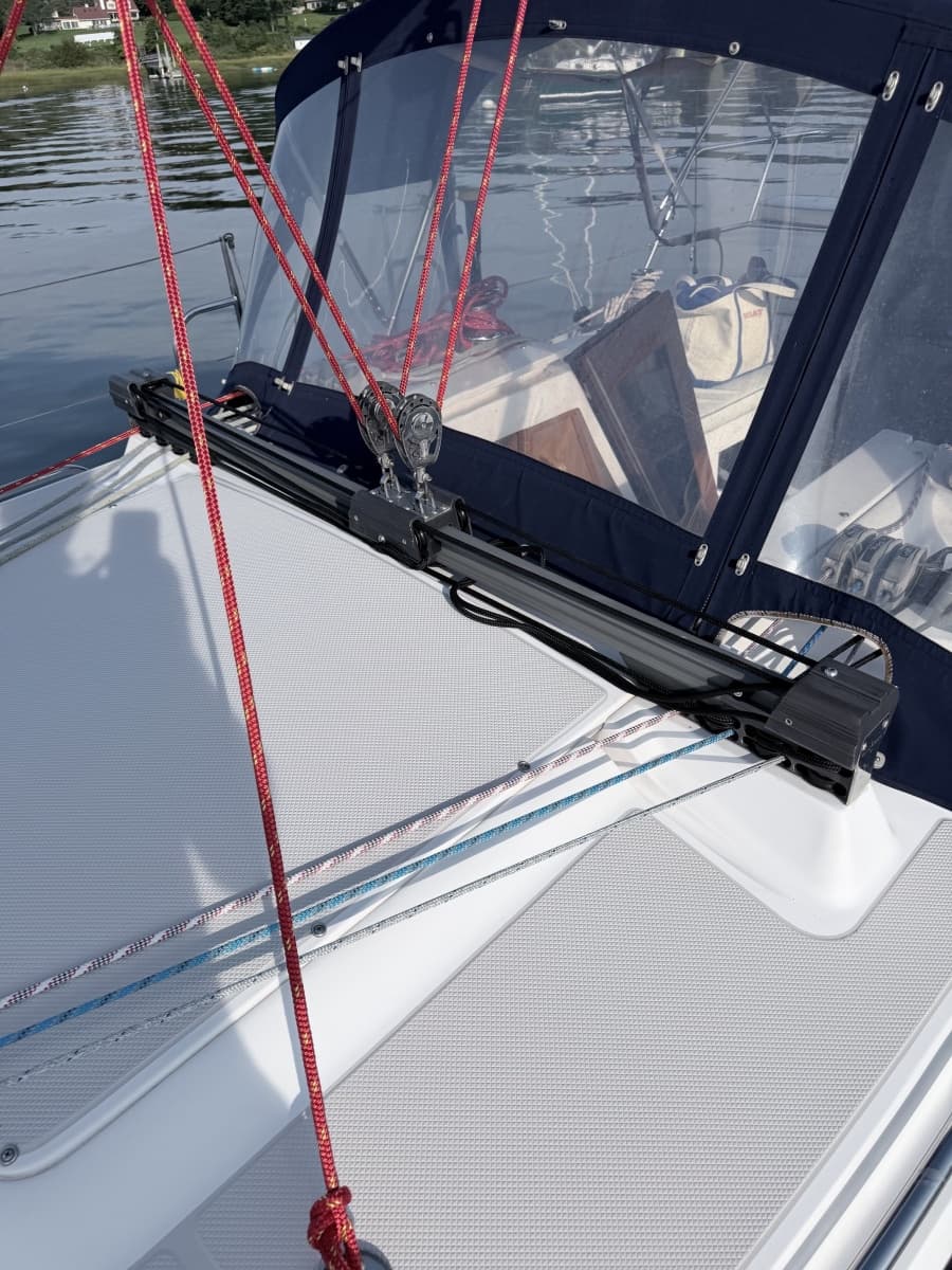 2015 Catalina 315 - Photo 17
