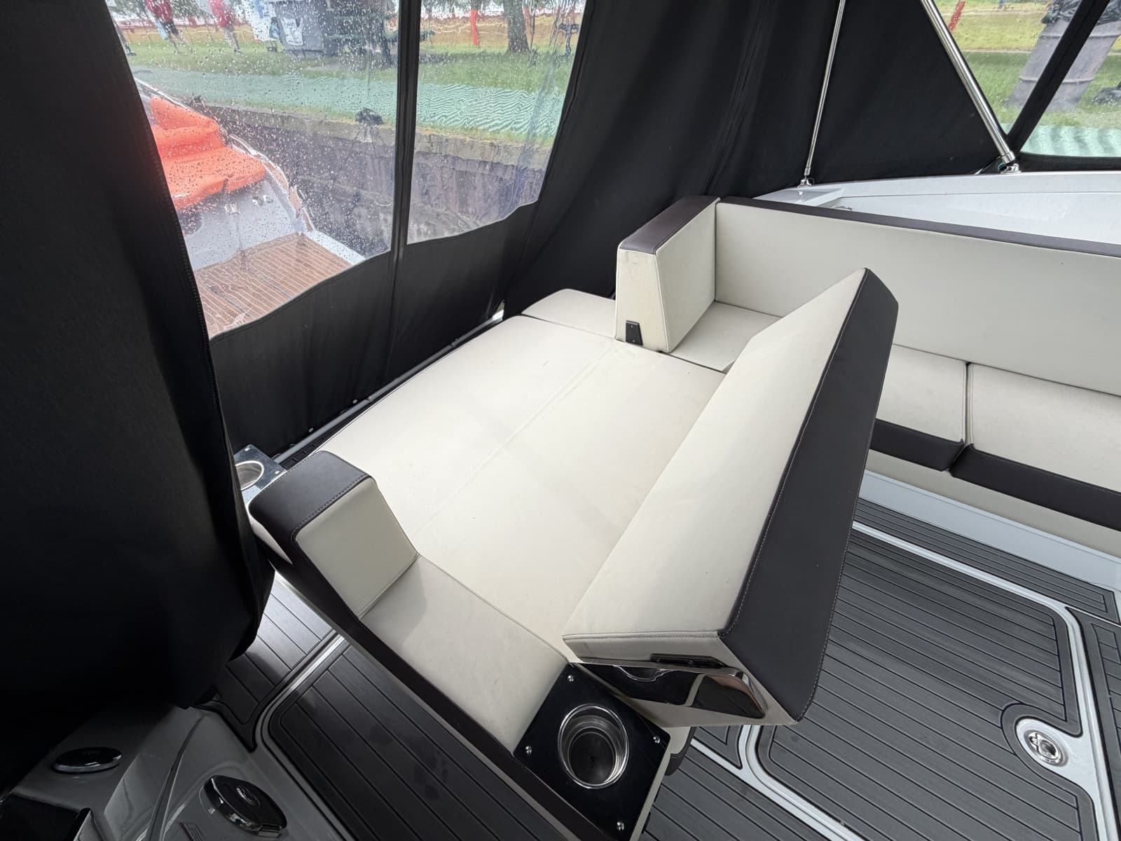 2018 Monterey 360 Sport-Coupe - Photo 26