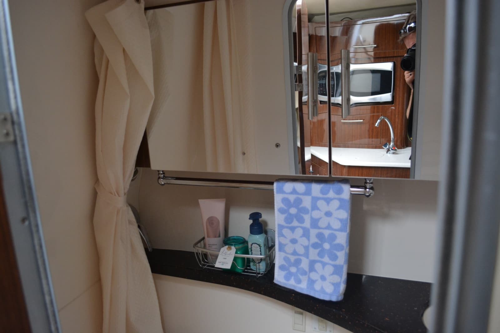 2014 Regal 28 Express - Photo 24