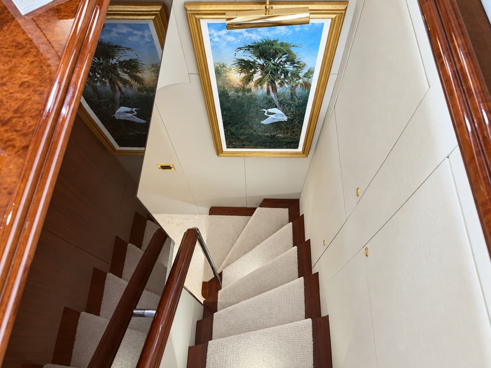 2002 Lazzara Yachts 80 Skylounge - Photo 60