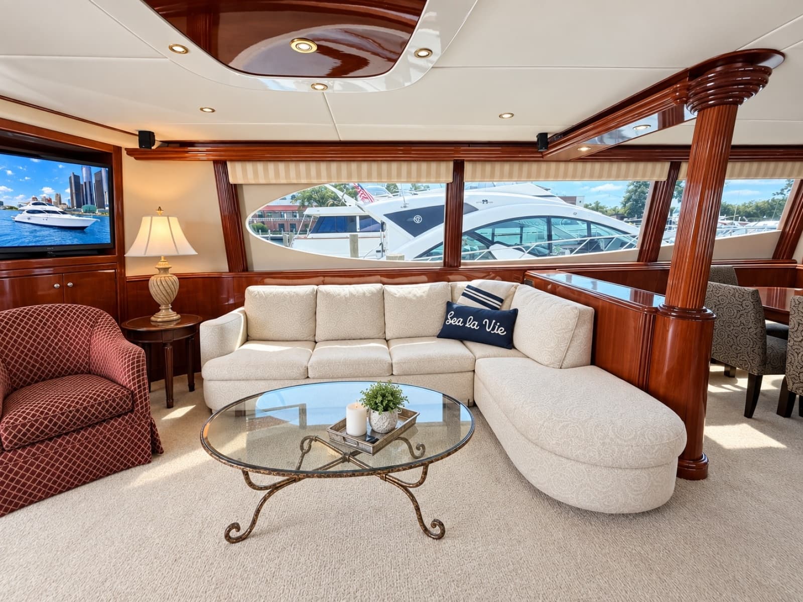 2002 Lazzara Yachts 80 Skylounge - Photo 35