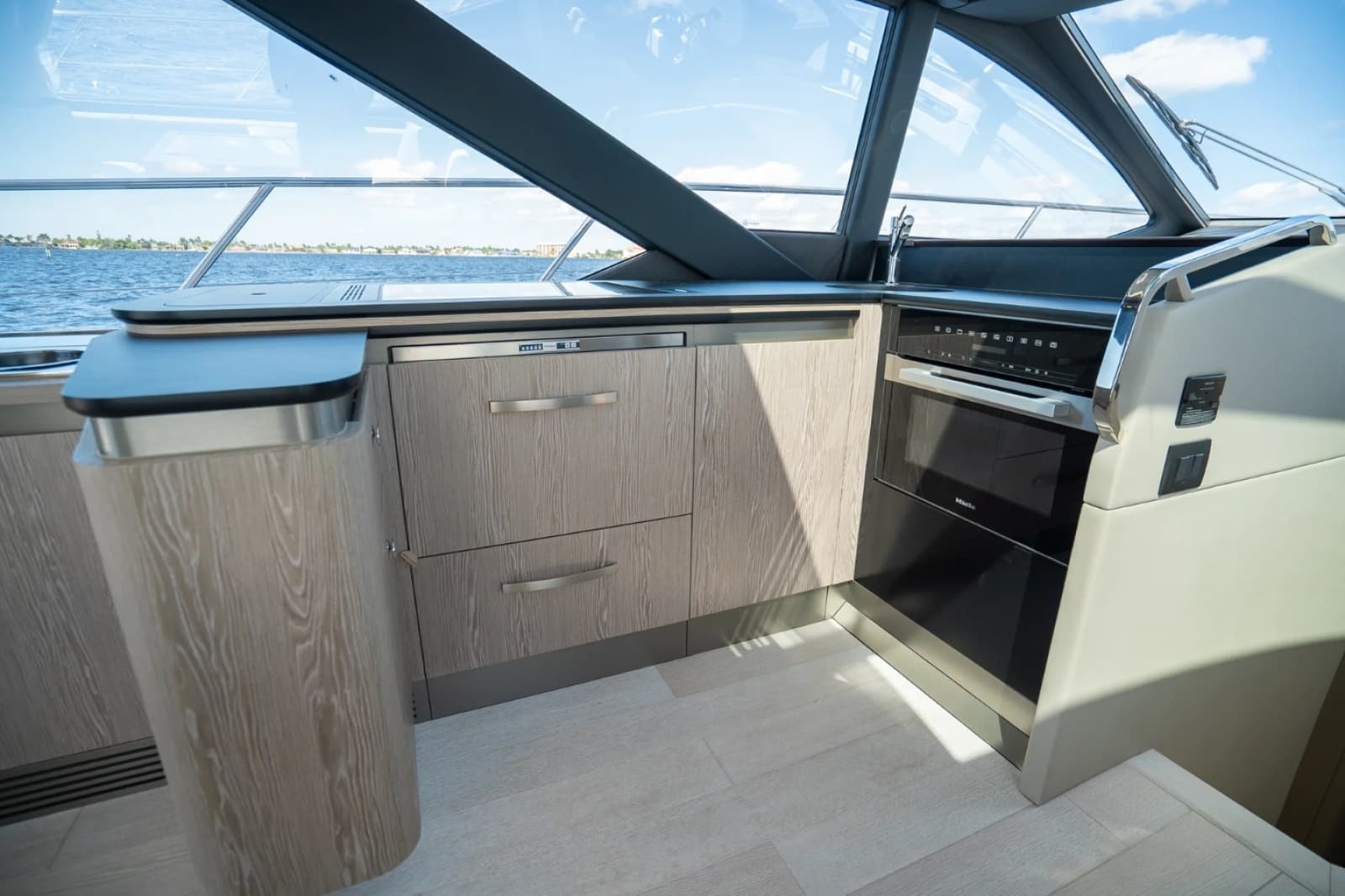 2025 Azimut S6 - Photo 36