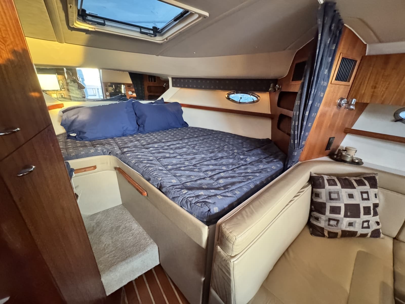 2001 Tiara Yachts 3100 Open - Photo 20
