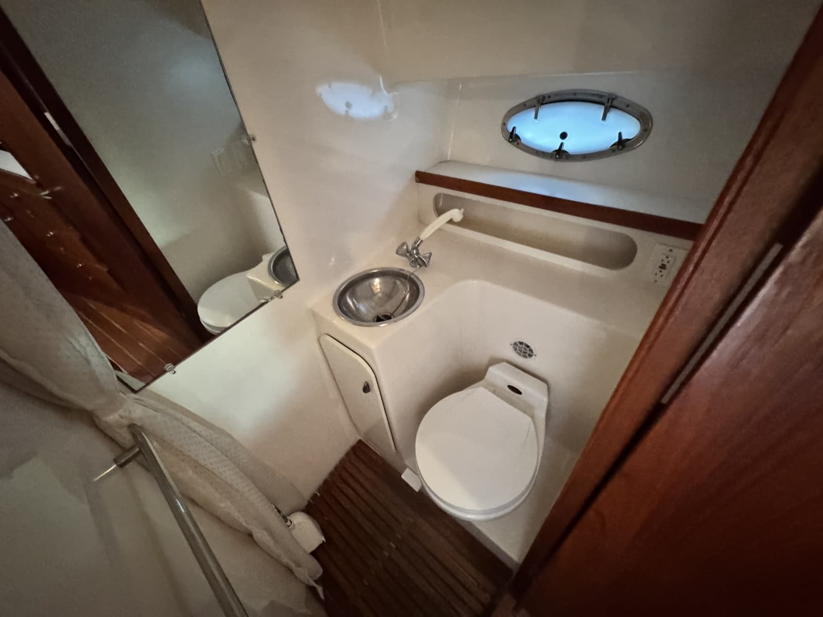 2001 Tiara Yachts 3100 Open - Photo 22