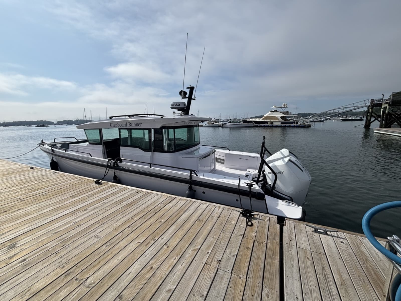 2024 Axopar 37XC Cross Cabin - Photo 8