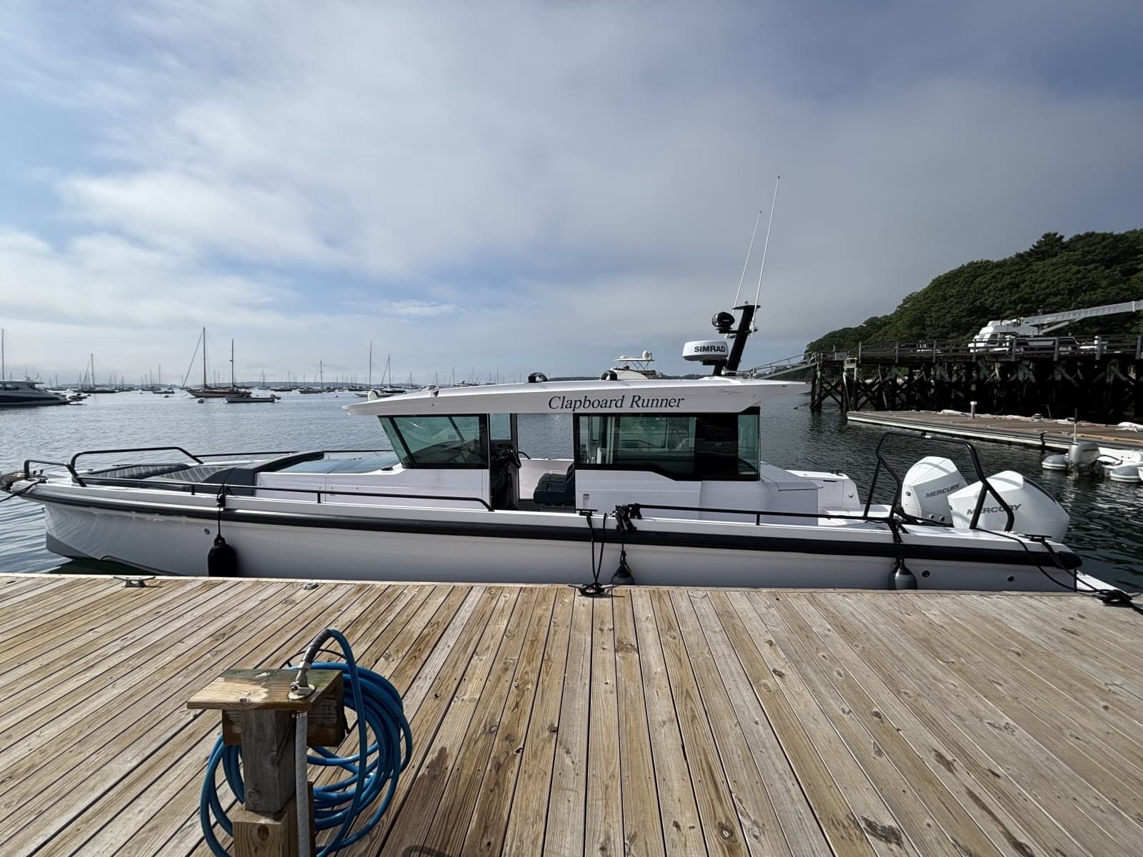 2024 Axopar 37XC Cross Cabin - Photo 10