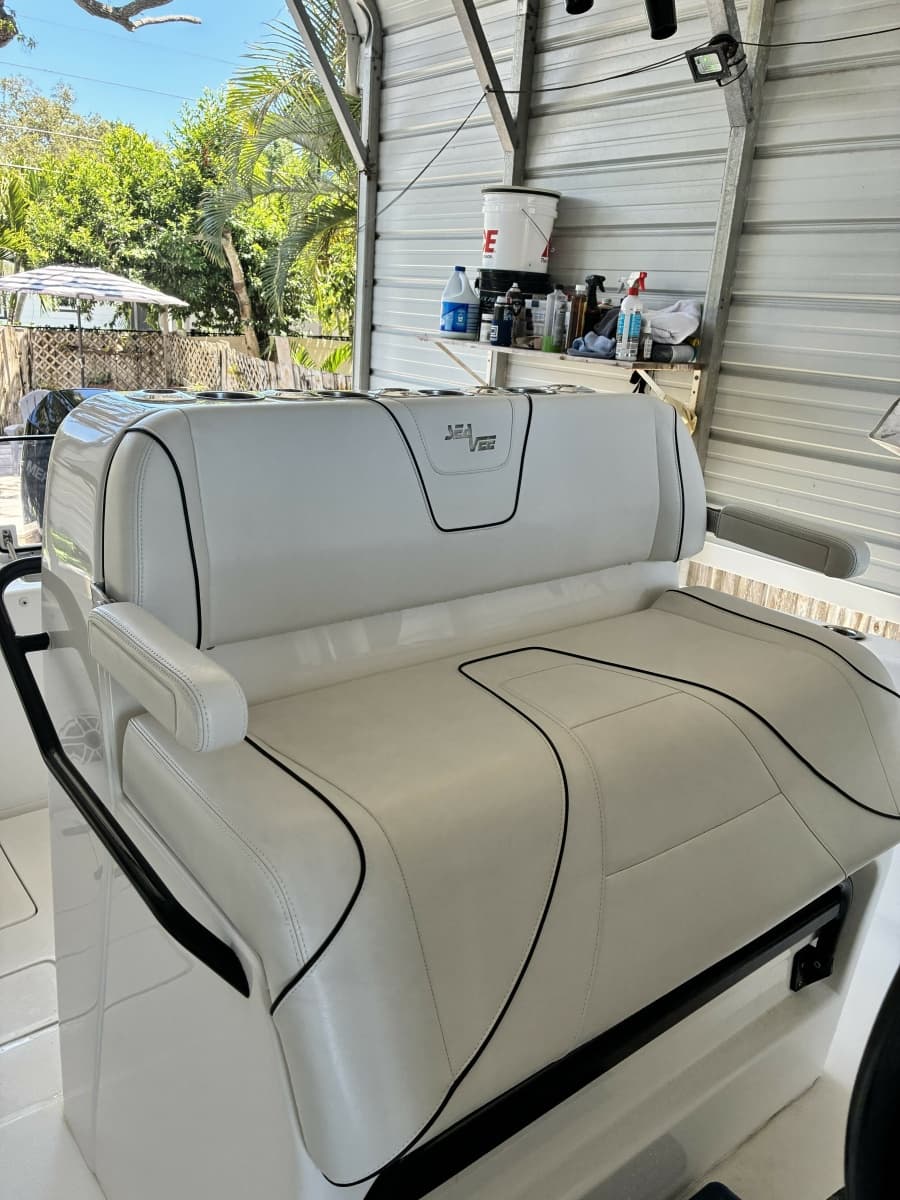 2023 SeaVee 290B - Photo 8