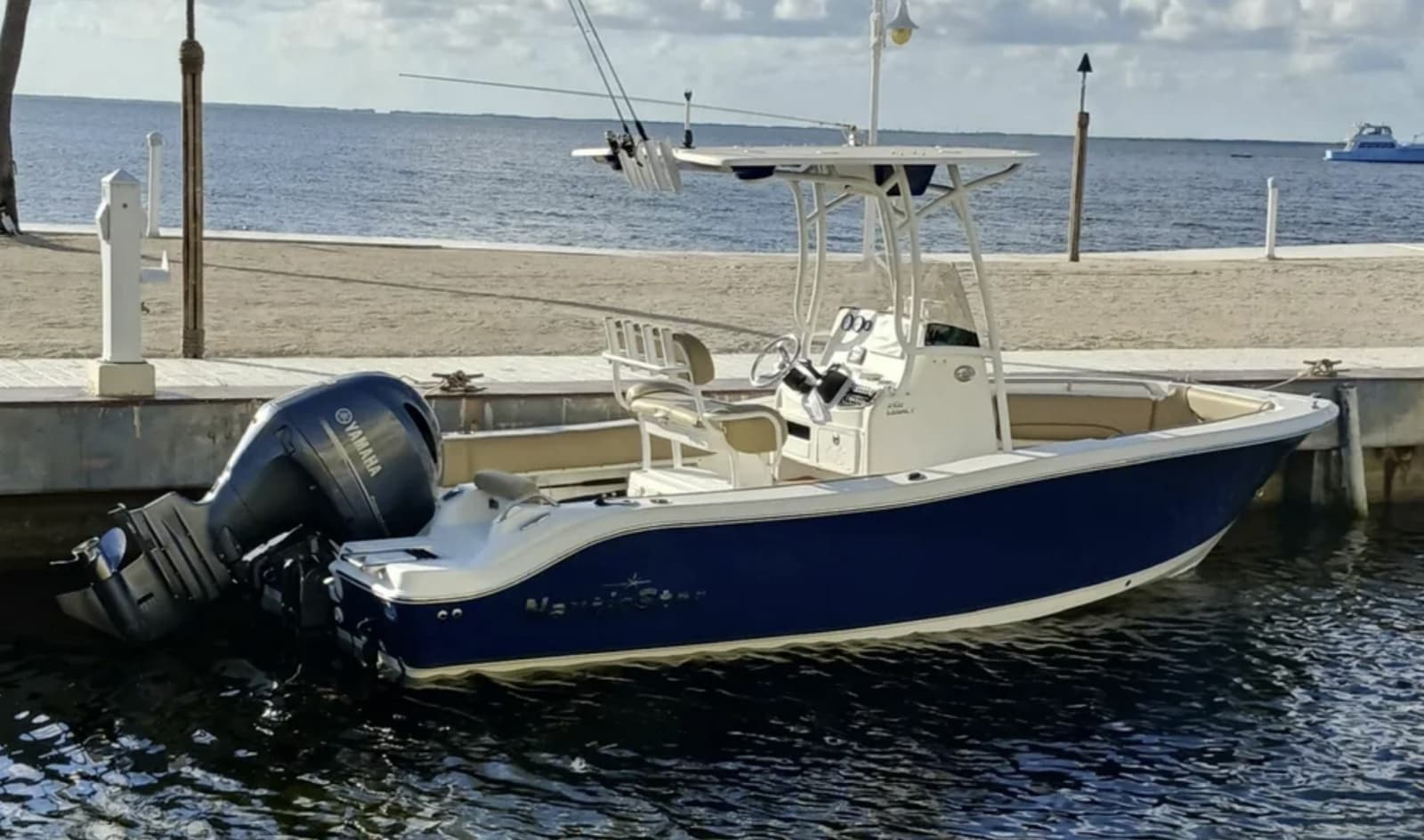 2019 NauticStar 2102 Legacy - Photo 1