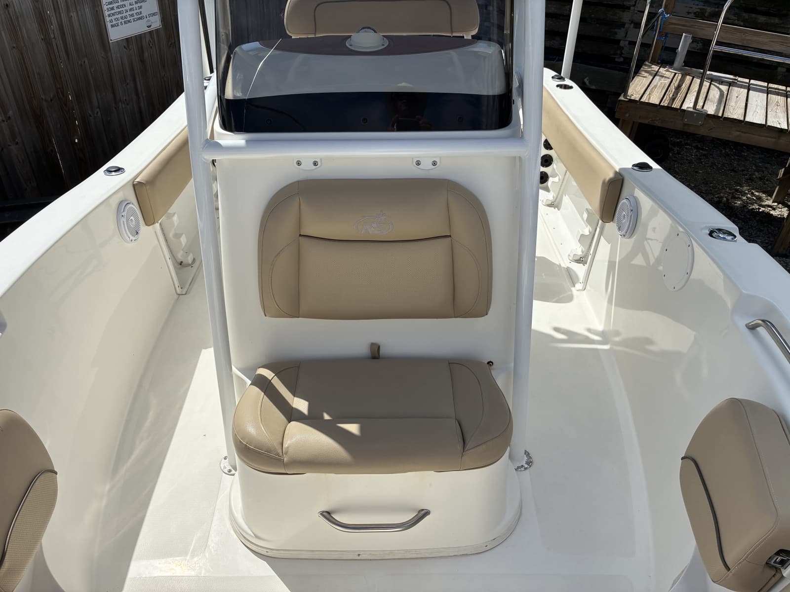 2019 NauticStar 2102 Legacy - Photo 8